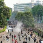 68ac22c00442c-demo-25-agustus-ricuh-di-dpr_375_211