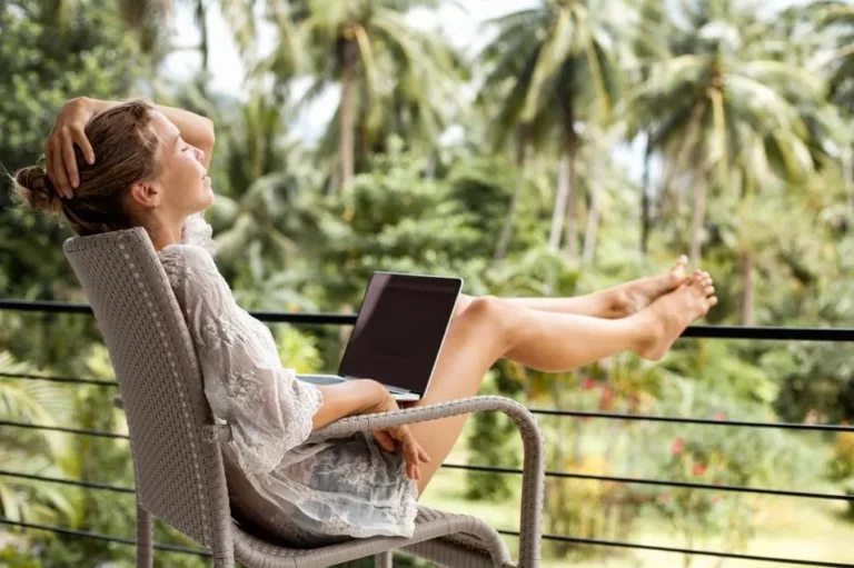 digital nomad 2025