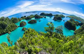 Wisata bahari Indonesia